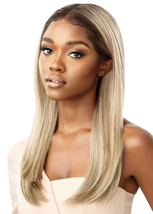 10 Tips for Maintaining Your Wig's Natural Shine and Softnes