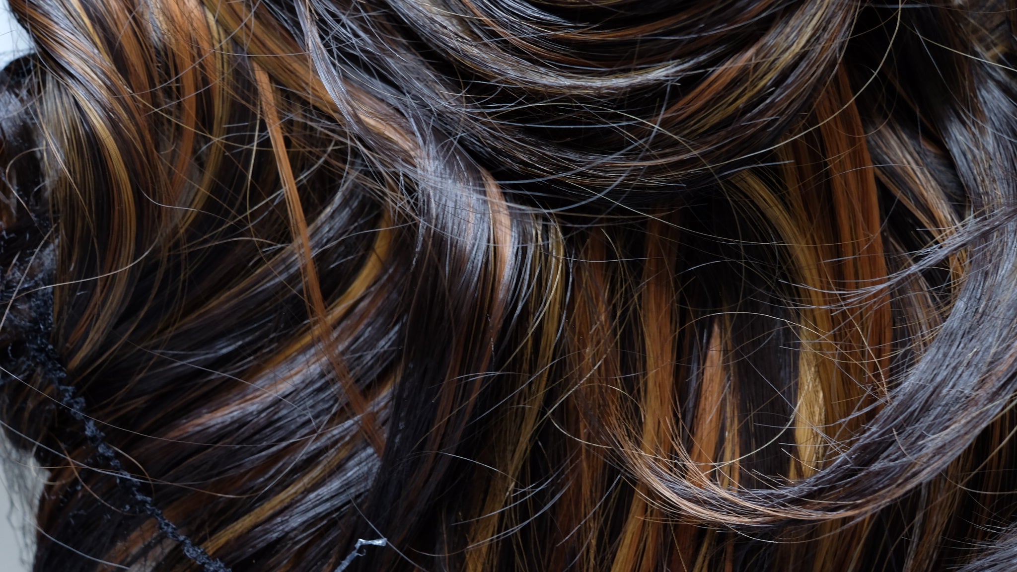 WANNABE GW-3222 SYNTHETIC WIG